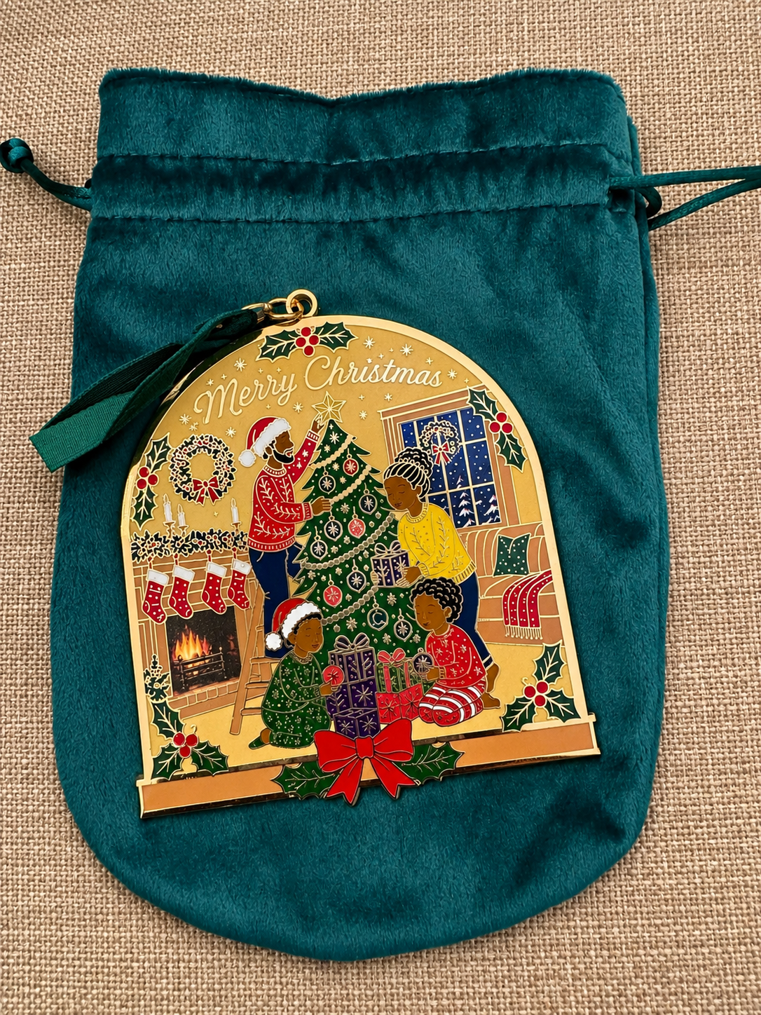 Family Christmas | Heritage Heirloom™ Ornament